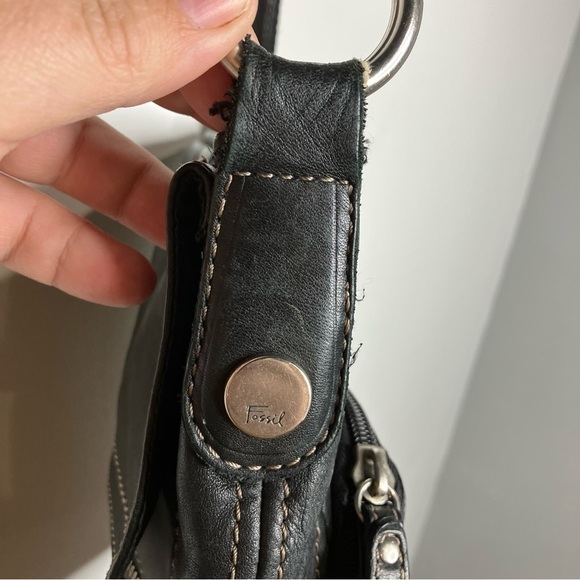 Fossil black leather crossbody bag medium size - Picture 3 of 9